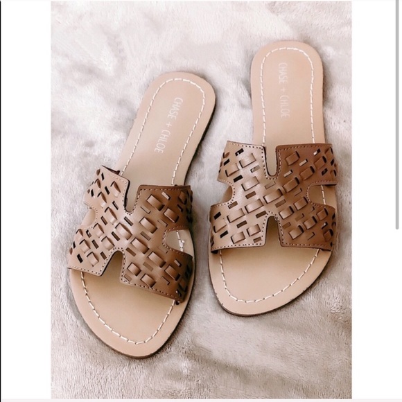 Nude Sandal - Picture 2 of 4